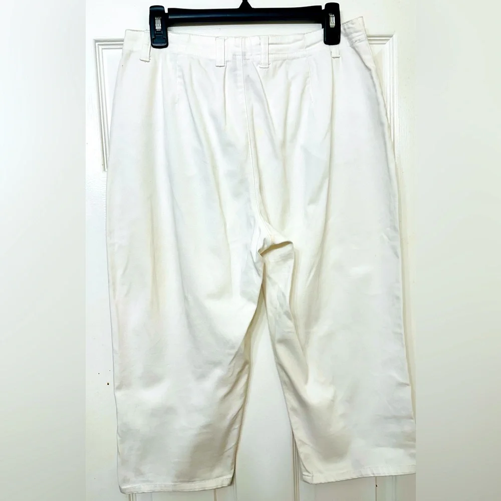 Gloria Vanderbilt White Capris Cotton Stretch Blend Size 8